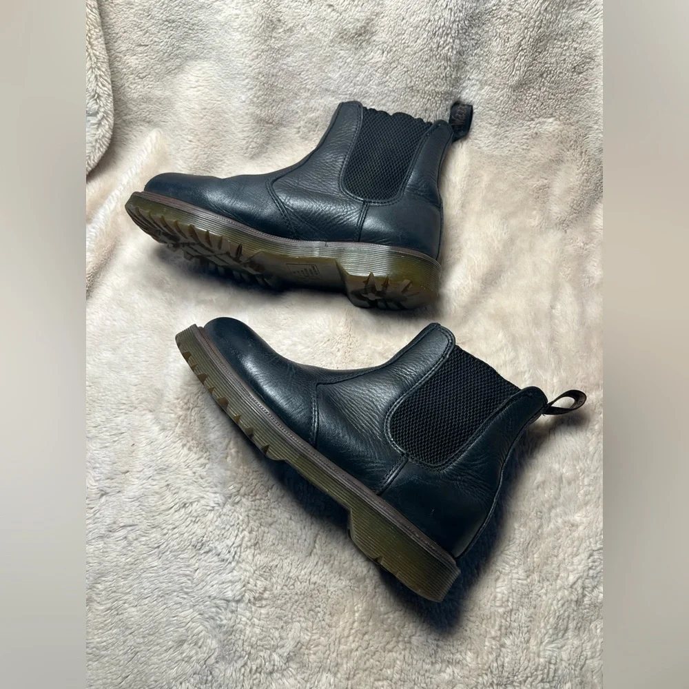 Women’s Dr Marten boots size 7 - Picture 3 of 8